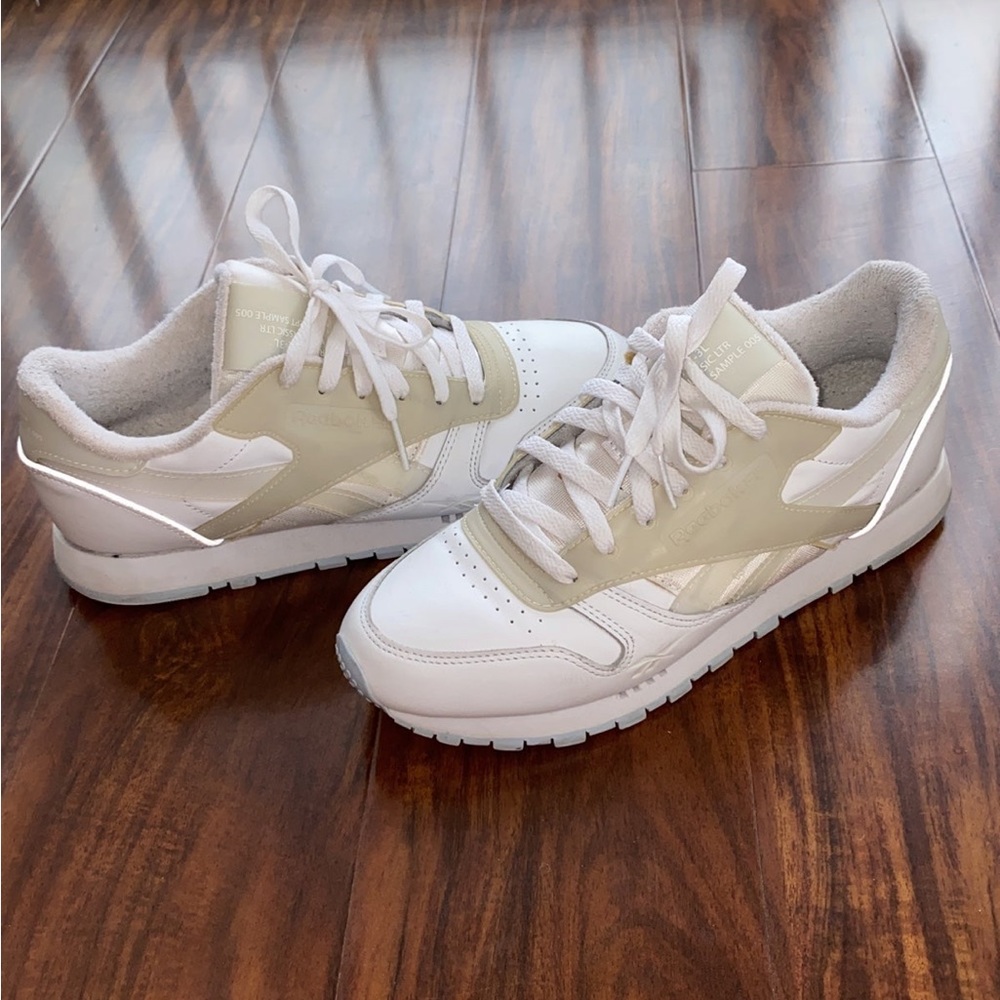 Unique Reebok Classics - Picture 5 of 9